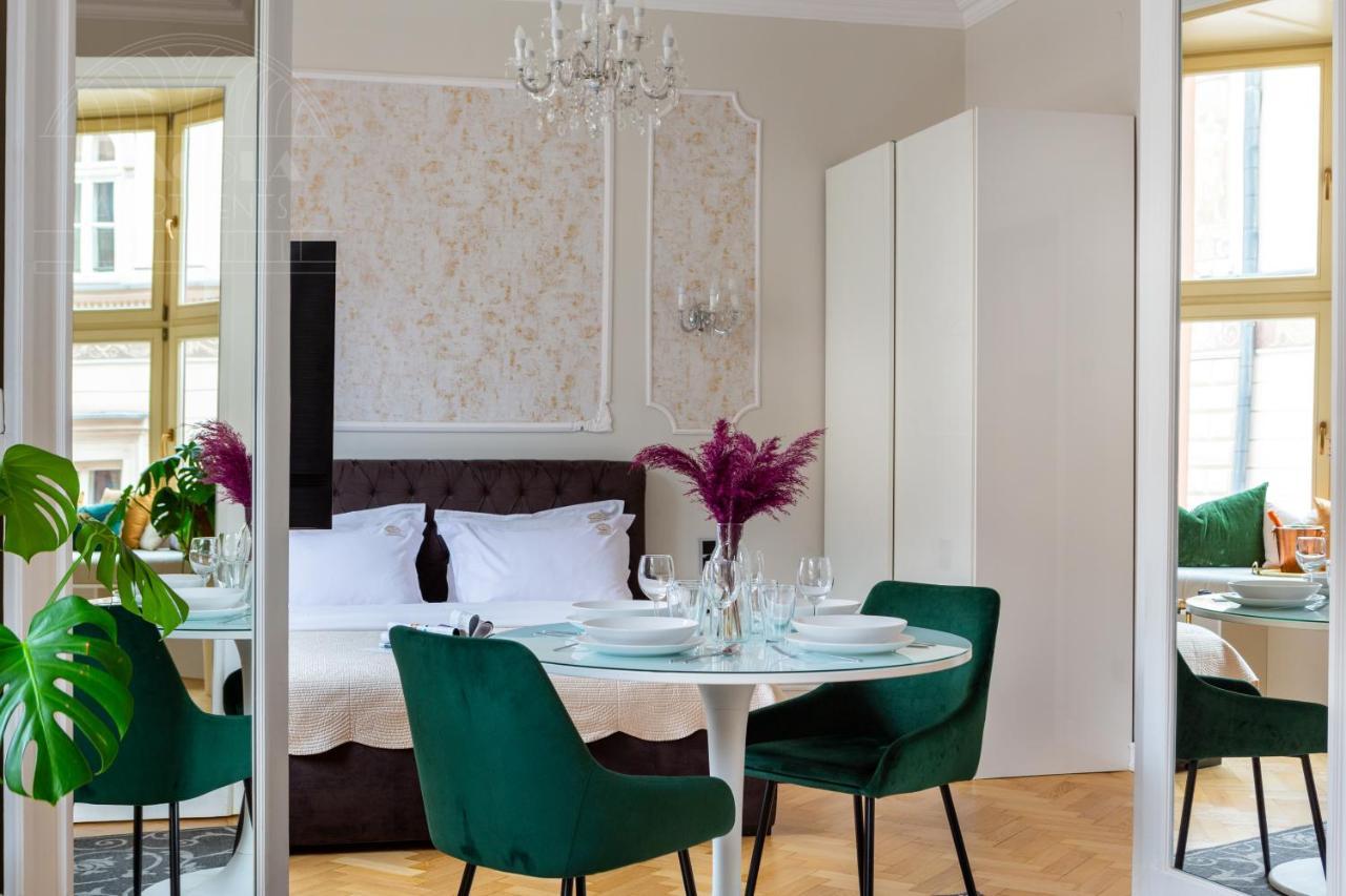 Feniks Fragola Apartments Main Square คราคูฟ ภายนอก รูปภาพ