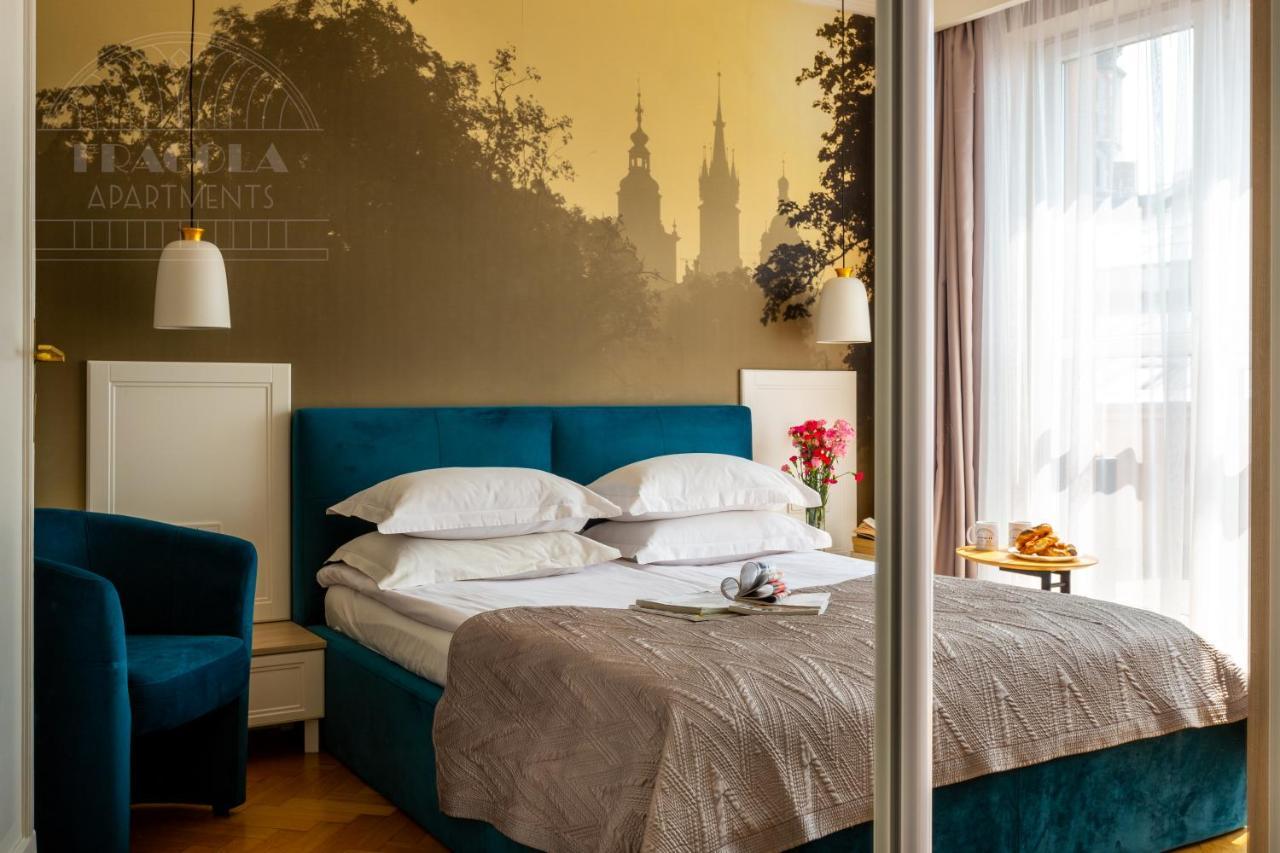 Feniks Fragola Apartments Main Square คราคูฟ ภายนอก รูปภาพ
