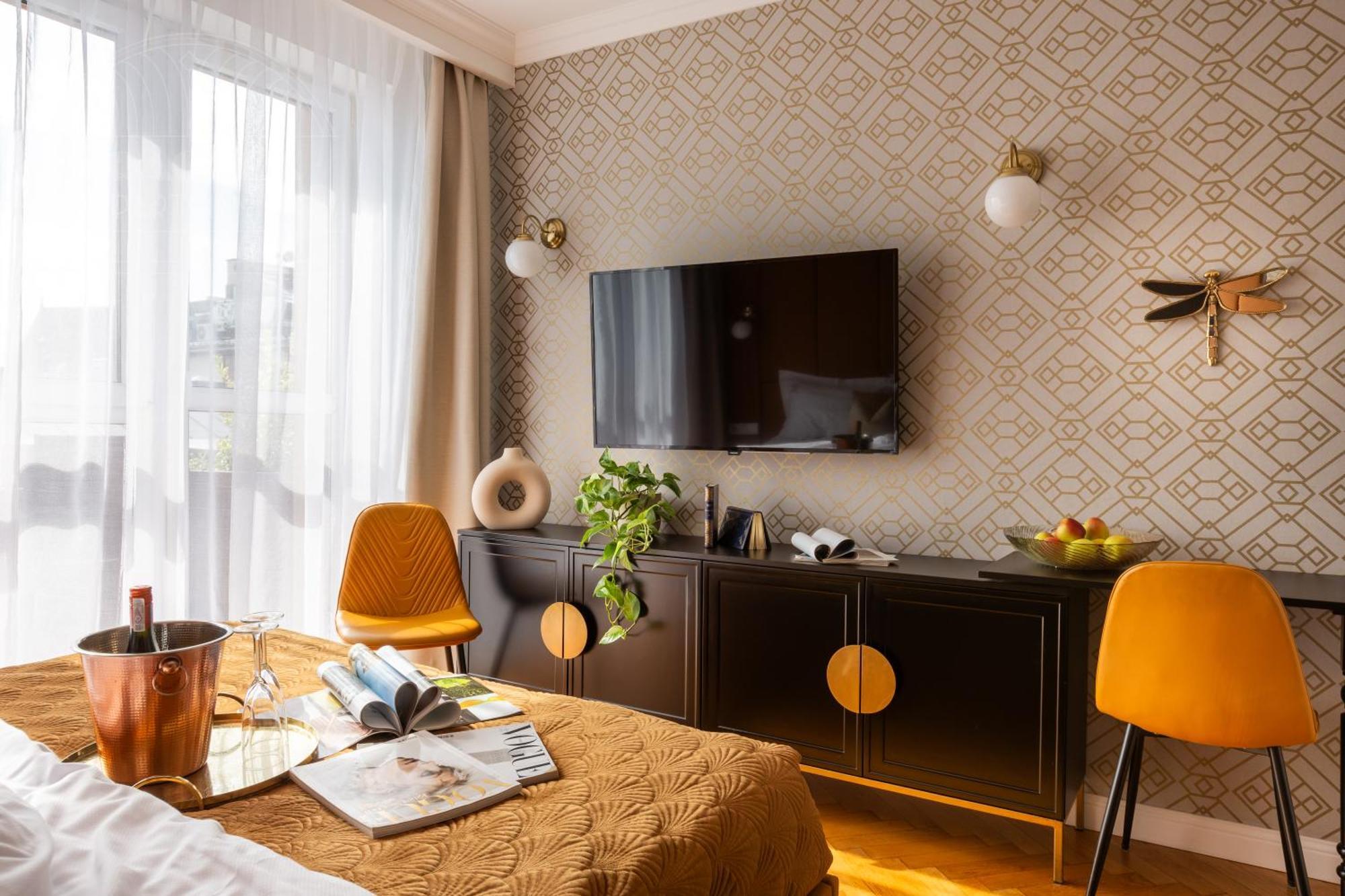 Feniks Fragola Apartments Main Square คราคูฟ ภายนอก รูปภาพ